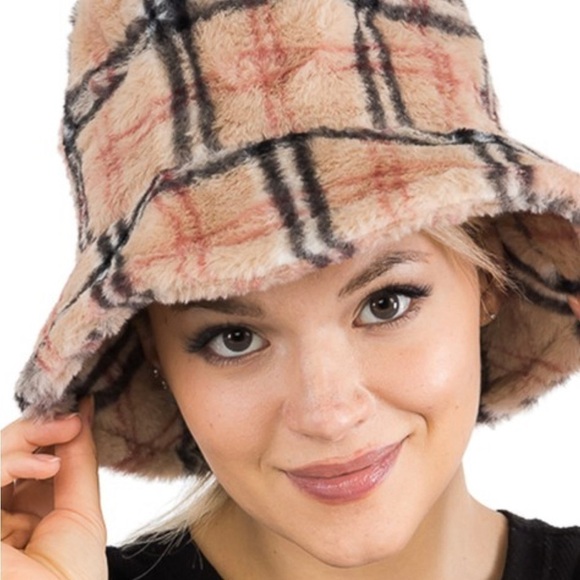 Cute Furry Bucket Hats…. - Picture 5 of 8